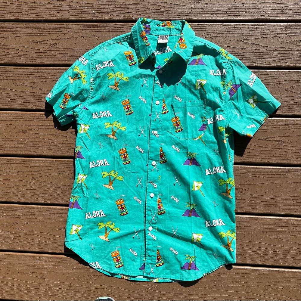 Hang Ten Men’s Shirt Size Small Aloha Tiki Short Sleeves